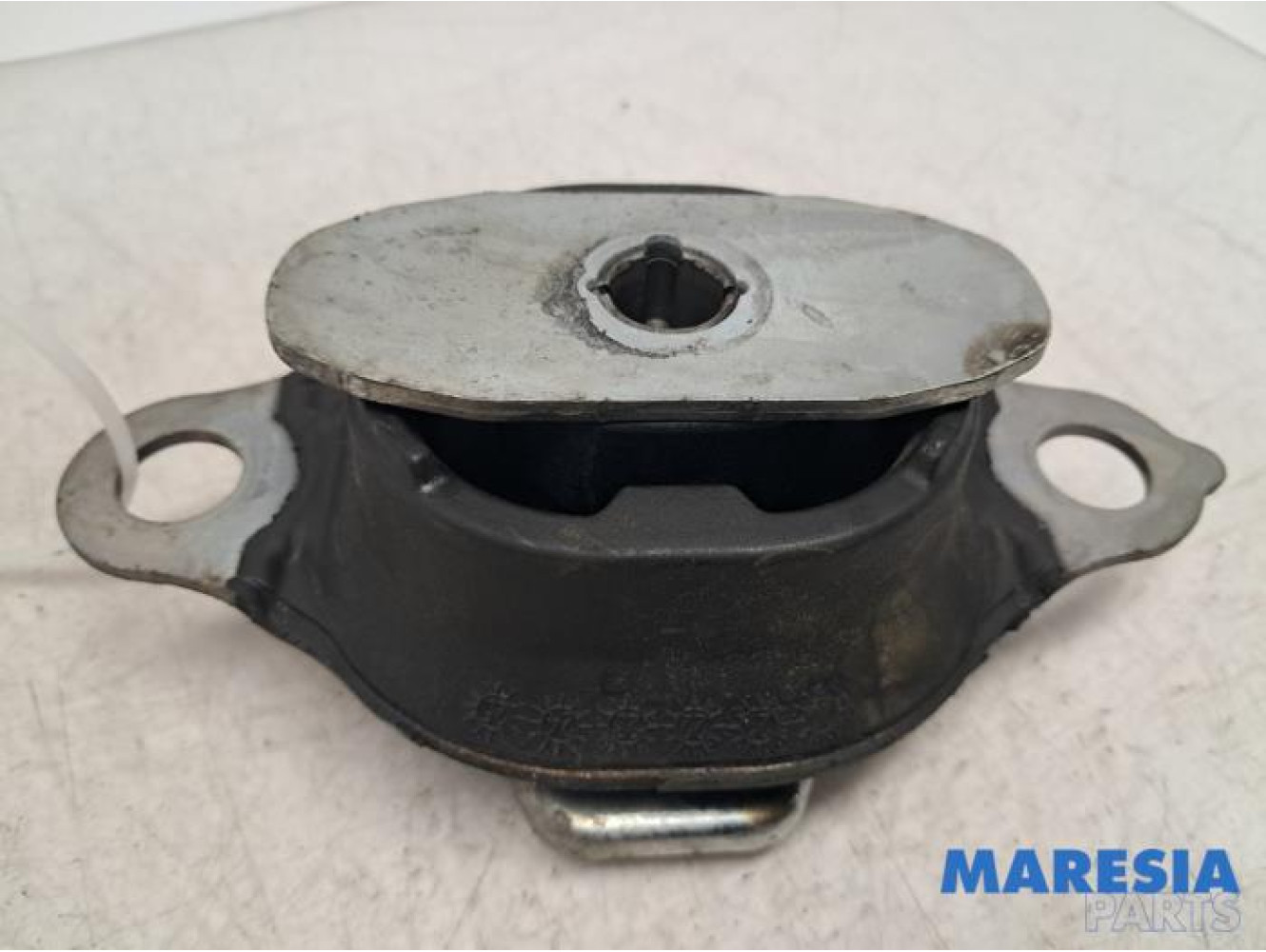 Fiat - 500 - Engine mount