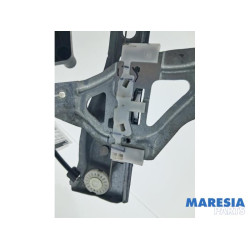 Peugeot - 108 - Fenstermechanik 4-türig links vorne