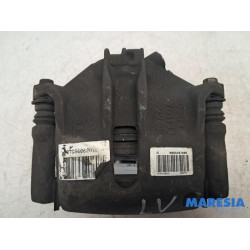 Citroen - C3 - Remklauw (Tang) links-voor