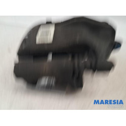 Citroen - C3 - Remklauw (Tang) links-voor