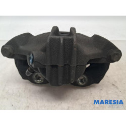 Citroen - C3 - Remklauw (Tang) links-voor