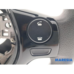 Peugeot - 108 - Steering wheel