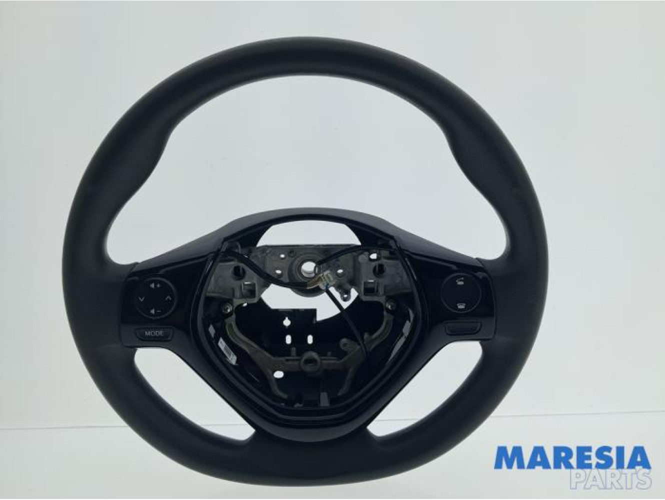 Peugeot - 108 - Steering wheel