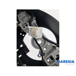 Peugeot - 108 - Steering wheel