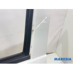 Peugeot - 107 - Tür 4-türig links vorne