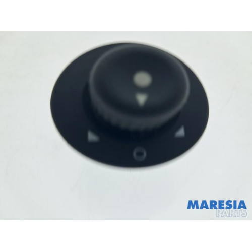 Citroen - Berlingo - Mirror switch