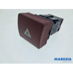 Citroen - Berlingo - Panic lighting switch