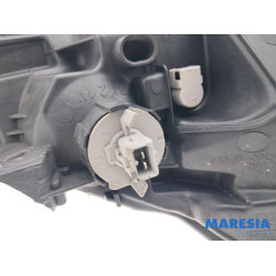Peugeot - 107 - Scheinwerfer links