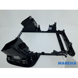 Renault - Megane - Radiotrim