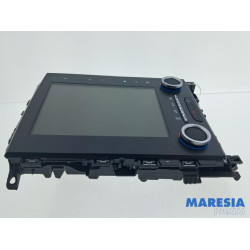 Renault - Megane - Navigation Display