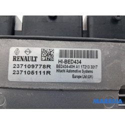 Renault - Megane - Ordinateur gestion moteur