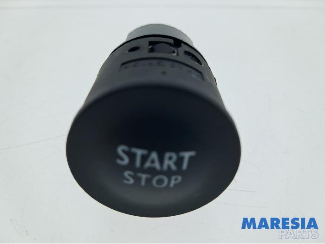Renault - Megane - Start/Stopp Schalter