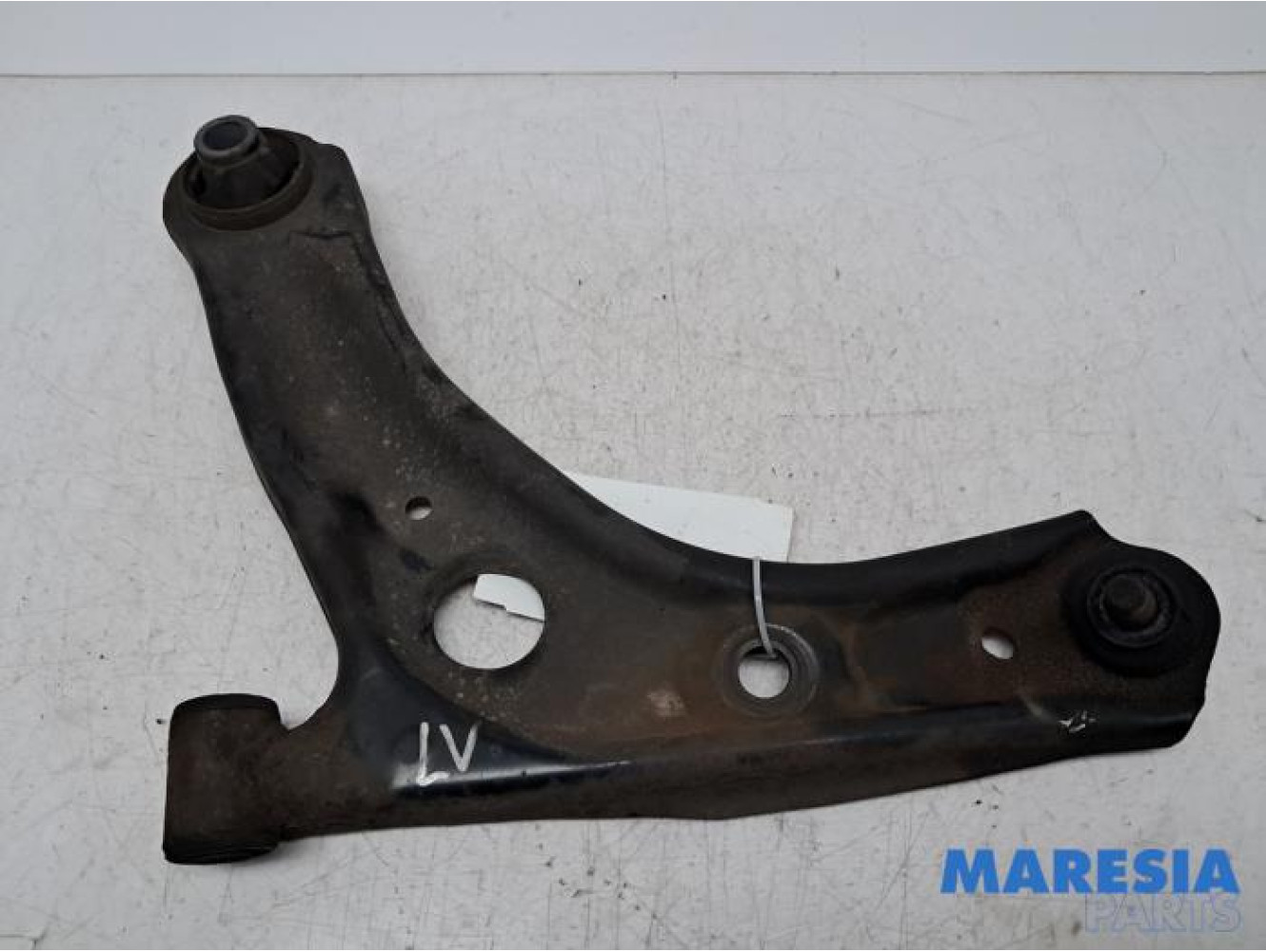 Peugeot - 108 - Front lower wishbone, left