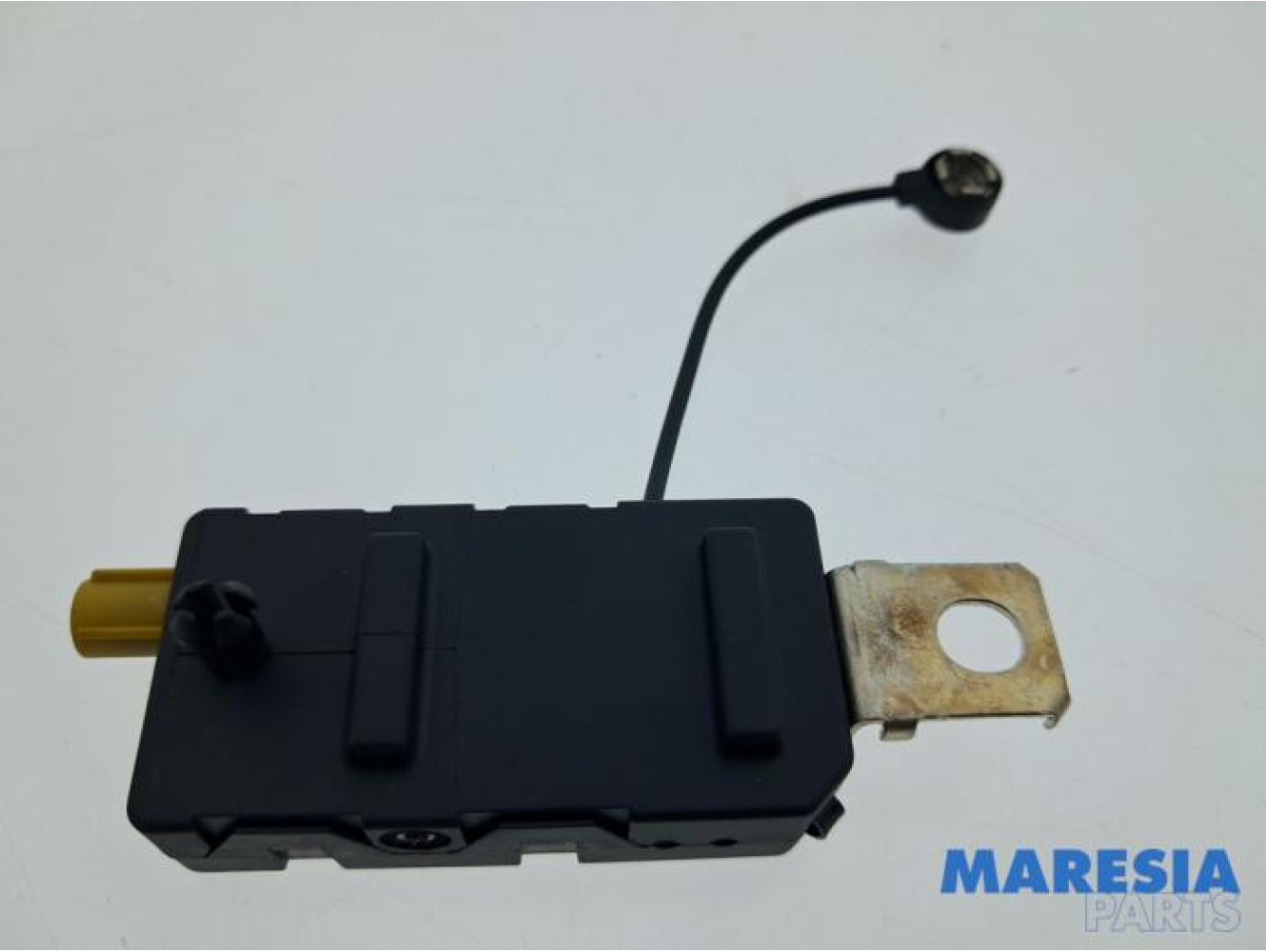 Renault - Megane - Antenne amplificateur