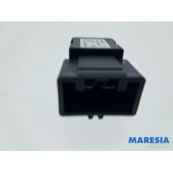 Renault - Megane - Antenne amplificateur