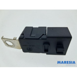 Renault - Megane - Antenne amplificateur