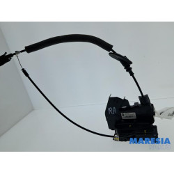 Renault - Megane - Rear door mechanism 4-door, right