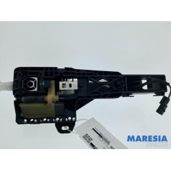 Renault - Megane - Rear door handle 4-door, left