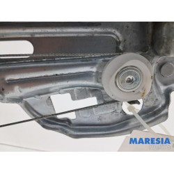 Renault - Megane - Fenstermechanik 4-türig links hinten