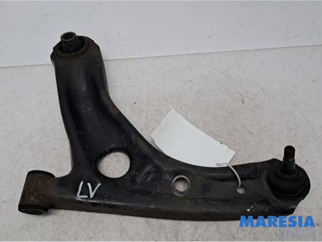 Peugeot - 107 - Draagarm onder links-voor
