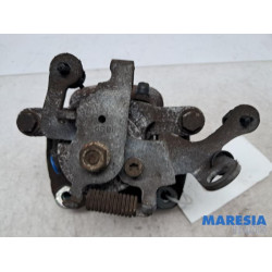 Citroen - Berlingo - Bremszange links hinten