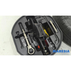 Peugeot - 307 - Krikset + reservewiel