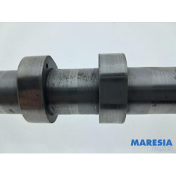 Opel - Vivaro - Camshaft
