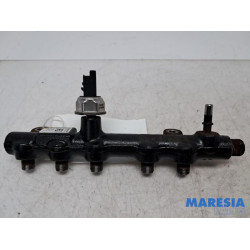 Opel - Movano - Fuel injector nozzle