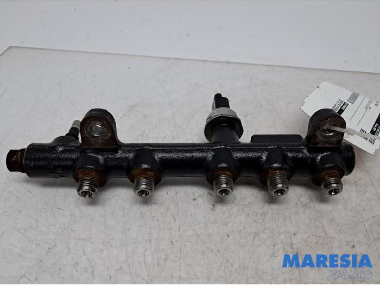 Opel - Movano - Fuel injector nozzle