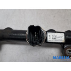 Opel - Movano - Fuel injector nozzle