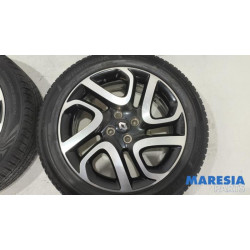 Renault - Captur - Sportvelgenset + banden