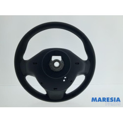 Renault - Captur - Steering wheel
