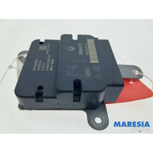 Renault - Captur - Airbag Module