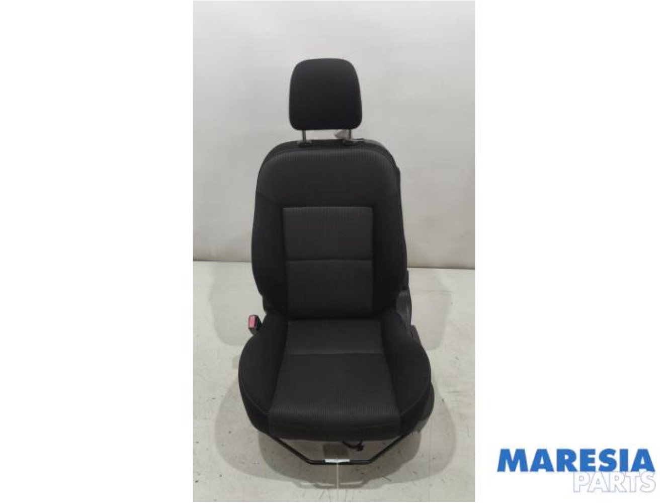 Peugeot - 207 - Stoel links