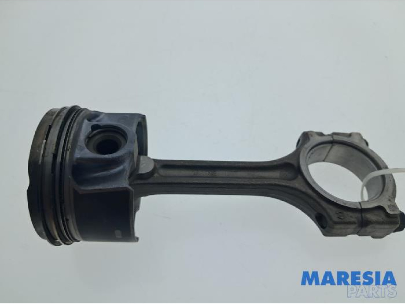 Renault - Captur - Connecting rod