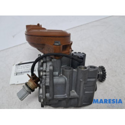 Renault - Captur - Oil pump