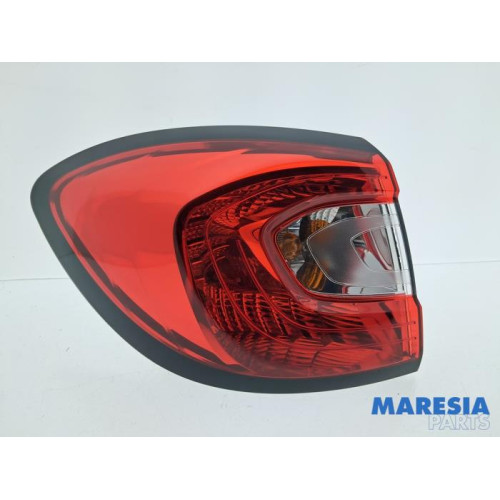 Renault - Captur - Rücklicht links
