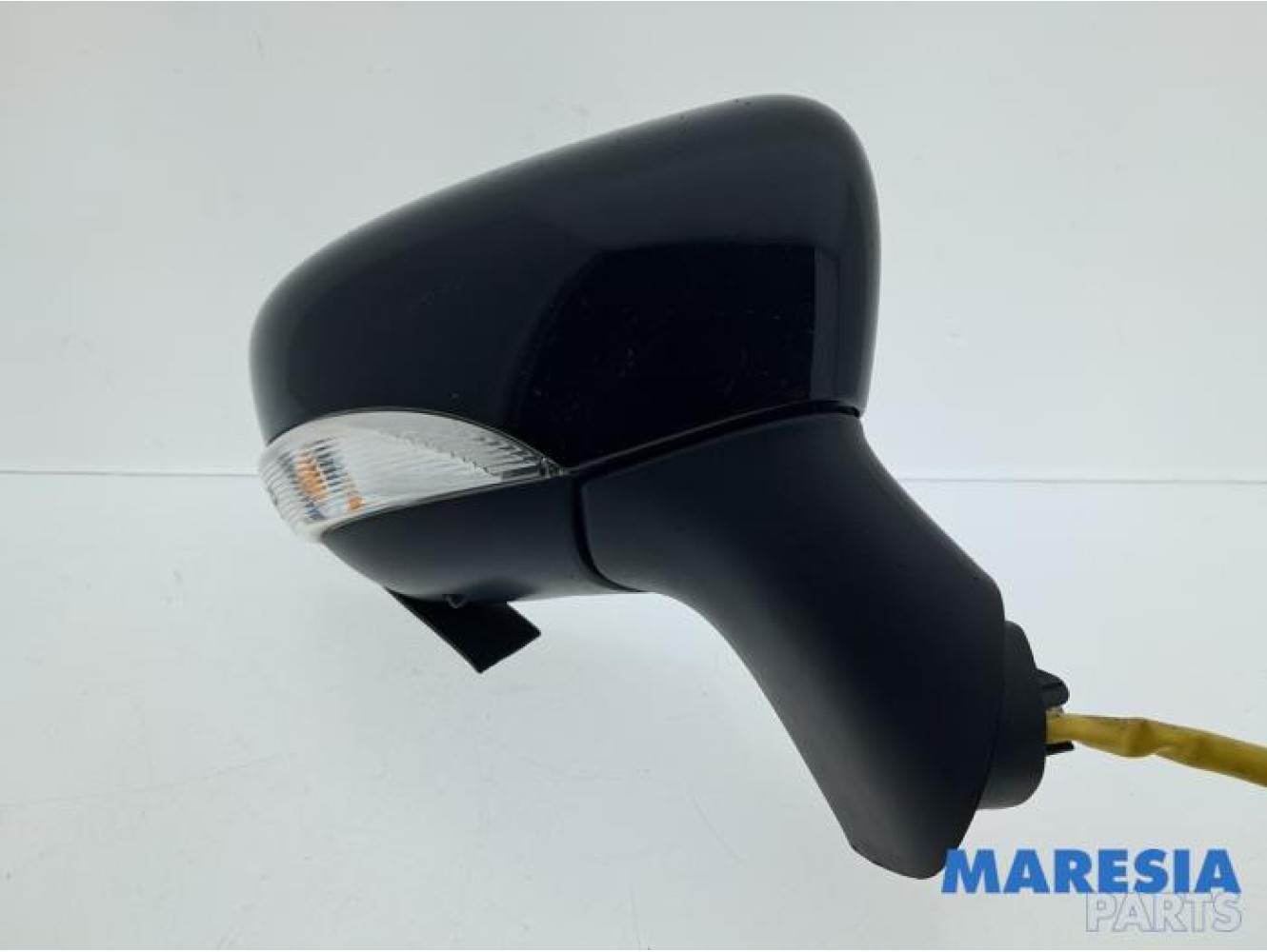 Renault - Captur - Wing mirror, right
