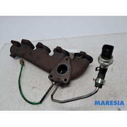 Renault - Trafic - Exhaust manifold
