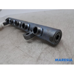 Renault - Trafic - Fuel injector nozzle