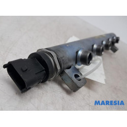 Renault - Trafic - Fuel injector nozzle