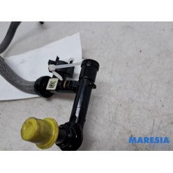 Renault - Trafic - Fuel return line