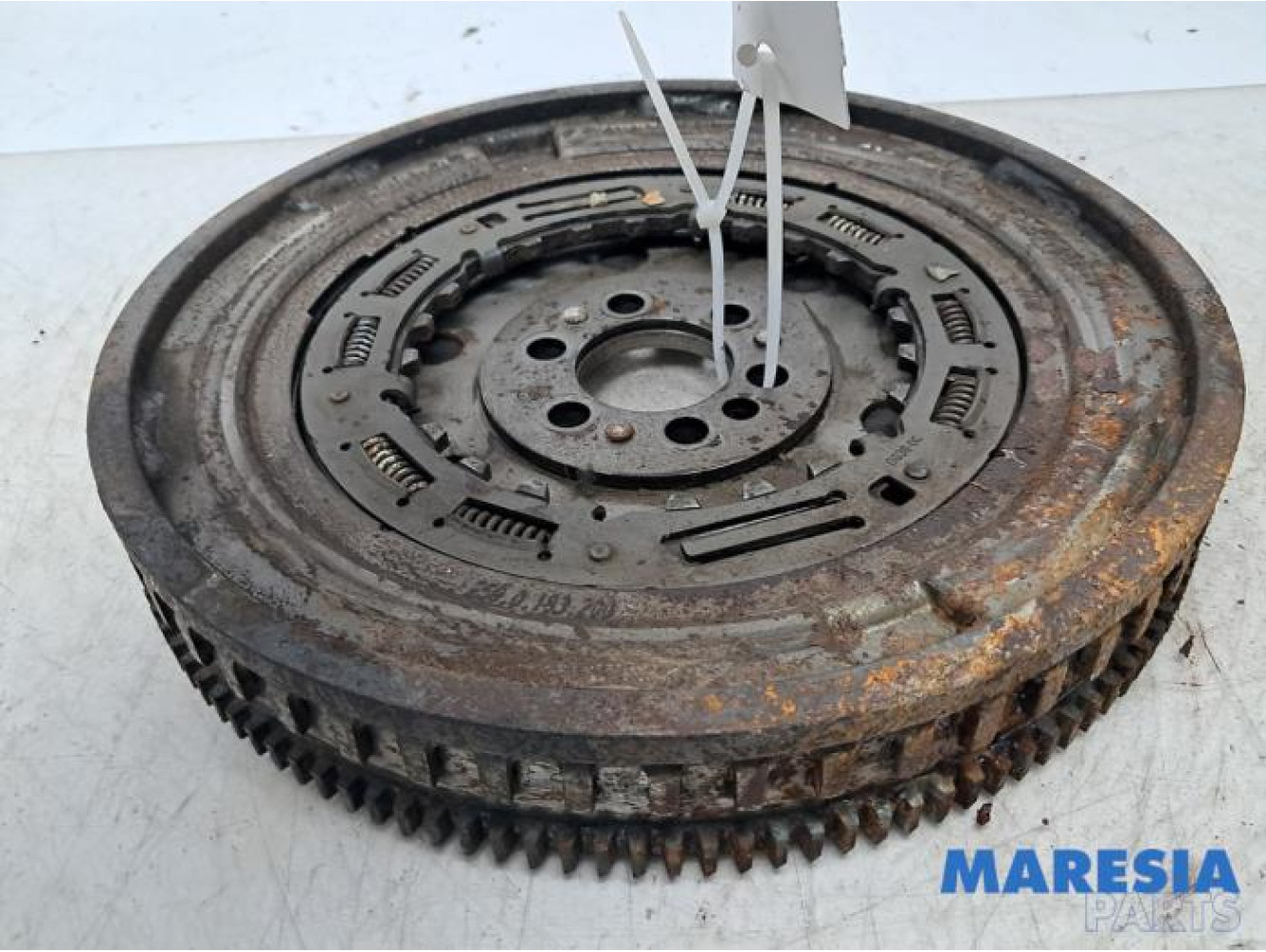 Renault - Captur - Flywheel