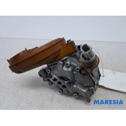 Renault - Captur - Oil pump