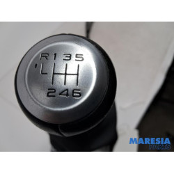 Peugeot - RCZ - Gear stick