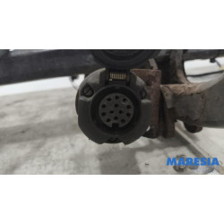 Renault - Clio - Towbar