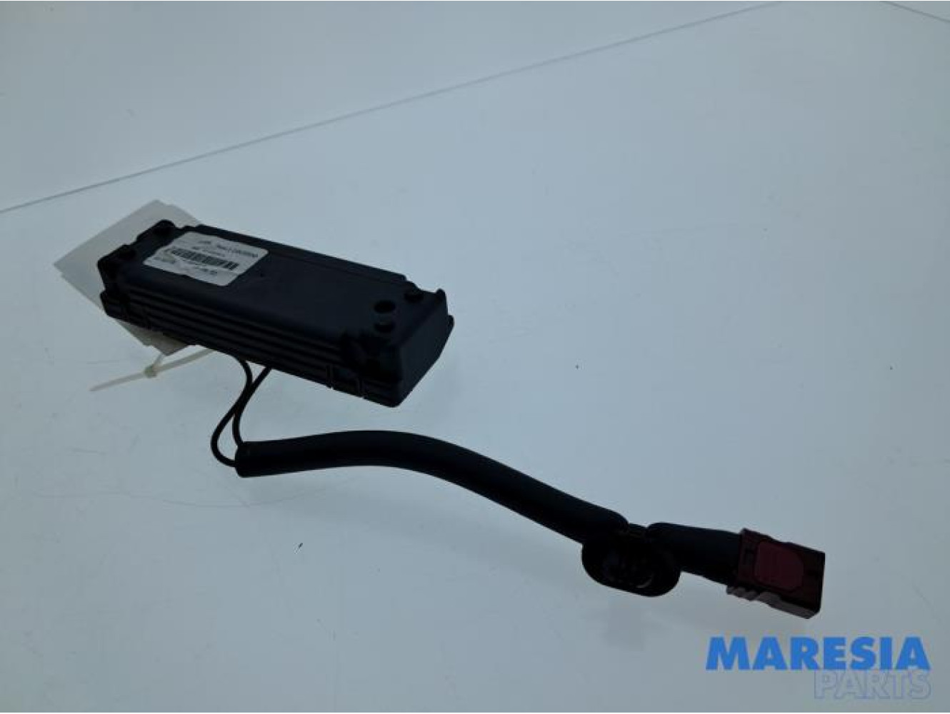 Peugeot - RCZ - GPS Antenne