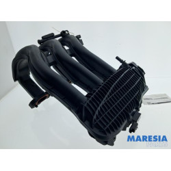 Peugeot - 208 - Intake manifold