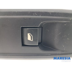 Peugeot - RCZ - Electric window switch