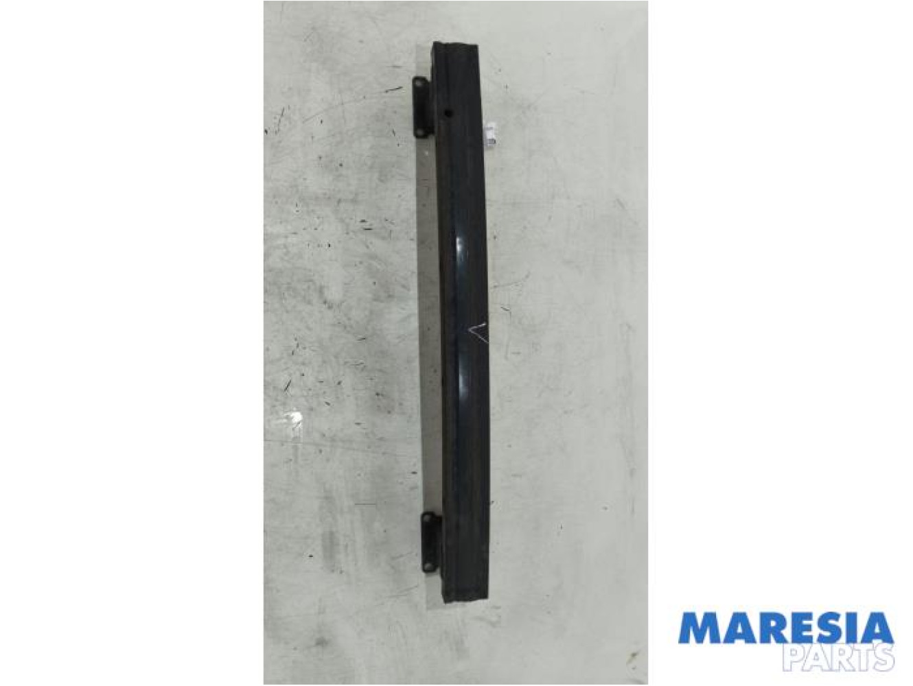 Peugeot - 207 - Front bumper frame